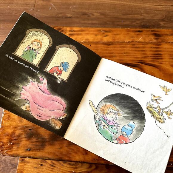 Vintage 1986 The Haunted House Paperback Book - Picture 8 of 11